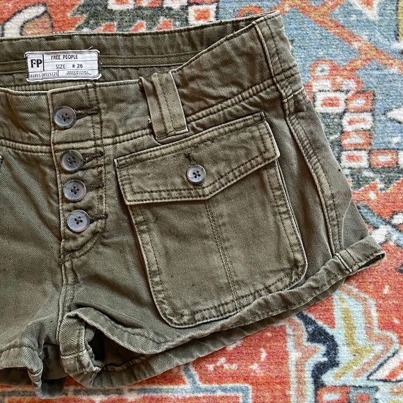 * NWOT Free People Cargo Shorts * - Picture 2 of 4